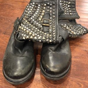 Leather Steve Madden Boots Size 9.5